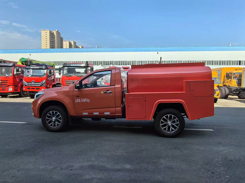 五十鈴單排灑水車（細水霧泵）